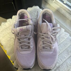 Nike Women's Light Purple Sneakers